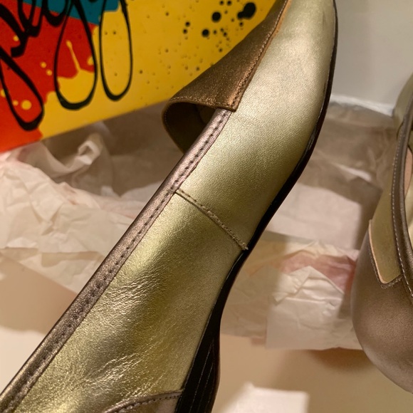 WOMEN’S ARPEGGIOS METALLIC MULTICOLOR LOAFERS. - Picture 7 of 12